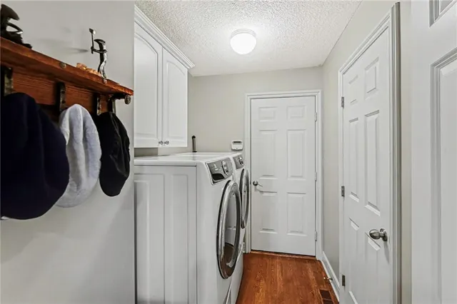 $480,000 | 13212 Summit Street, Kansas City, MO 64145