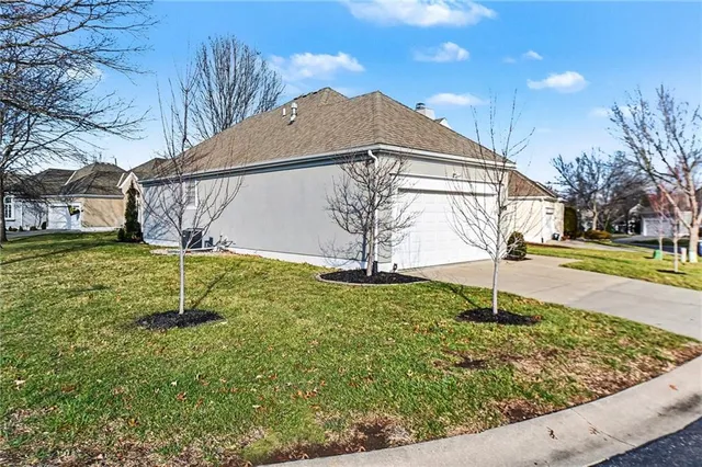 $480,000 | 13212 Summit Street, Kansas City, MO 64145