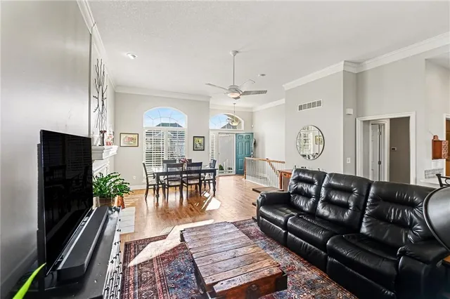 $480,000 | 13212 Summit Street, Kansas City, MO 64145