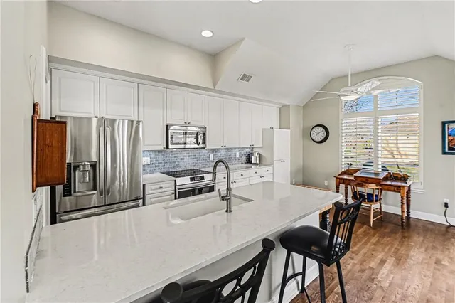 $480,000 | 13212 Summit Street, Kansas City, MO 64145