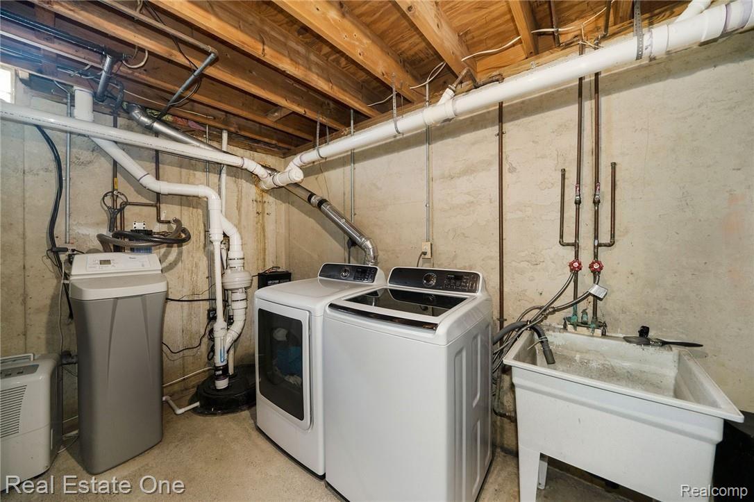 11399 Masters Road Memphis, MI 48041 - Photo 28 of 35 28 Basement.jpg