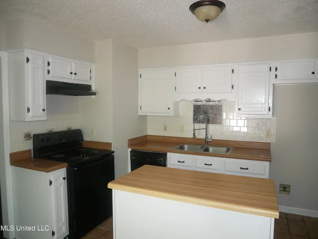 $1,495 | 5800 Dover Drive, Horn Lake, MS 38637