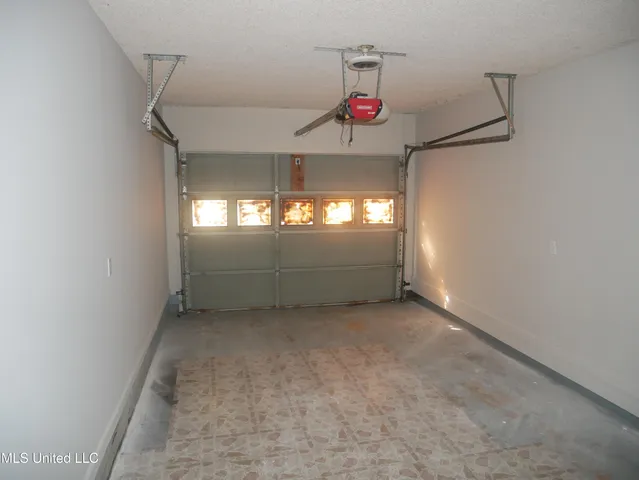 $1,495 | 5800 Dover Drive, Horn Lake, MS 38637