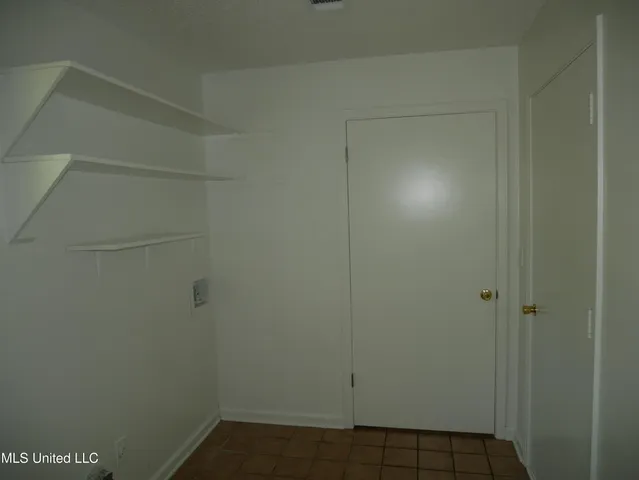 $1,495 | 5800 Dover Drive, Horn Lake, MS 38637