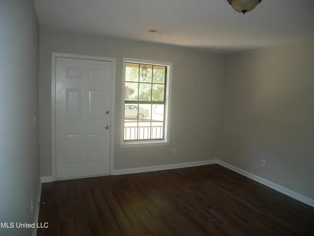 $1,495 | 5800 Dover Drive, Horn Lake, MS 38637