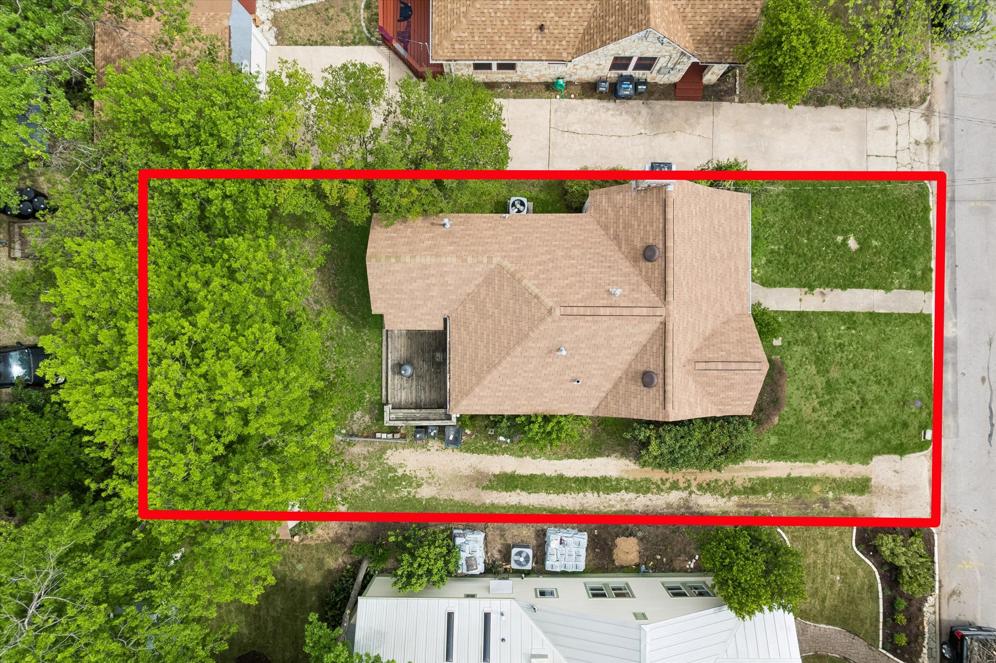 3906 Becker Avenue Austin, TX 78751 - Photo 3 of 11