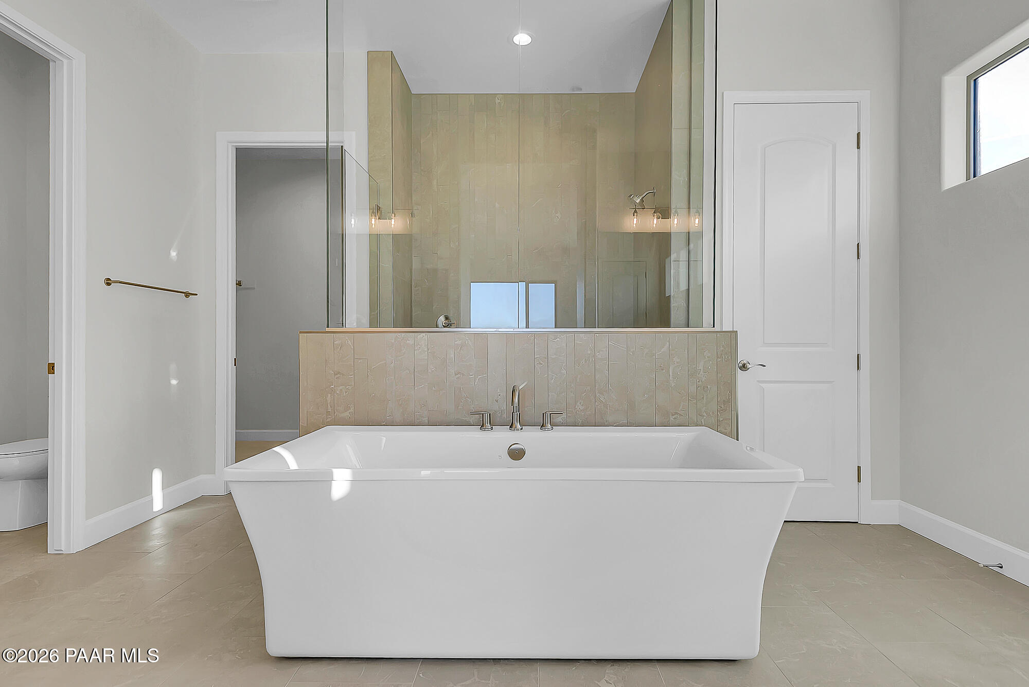 3126 Leaning Rock Road Prescott, AZ 86301 - Photo 26 of 56 Primary Garden Tub