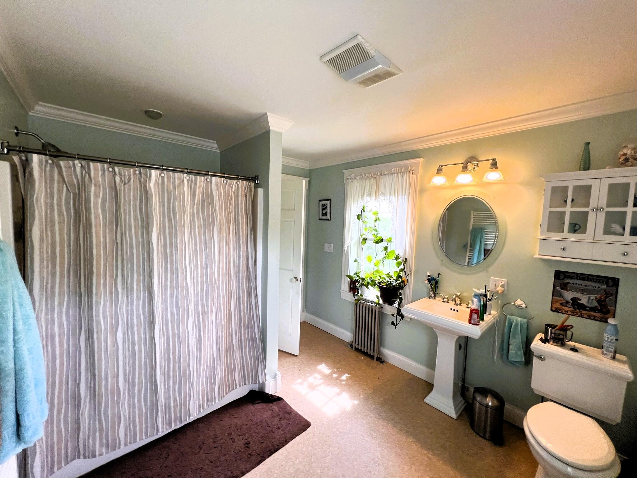 111 Friendship Road Waldoboro, ME 04572 - Photo 23 of 31 Second Floor Bathroom