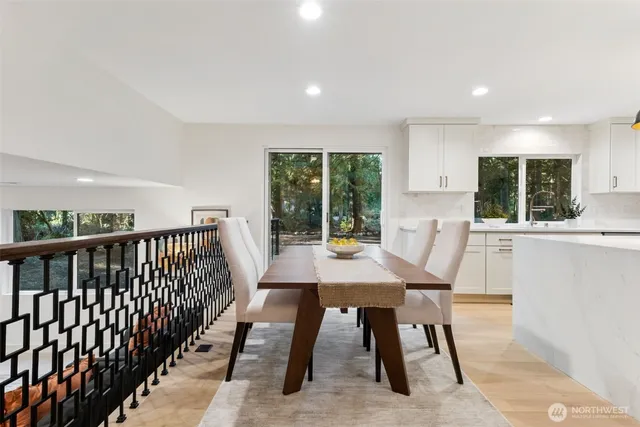 $1,395,000 | 14925 258th Avenue Southeast, Issaquah, WA 98027