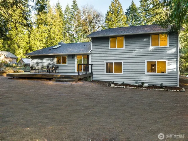 $1,395,000 | 14925 258th Avenue Southeast, Issaquah, WA 98027