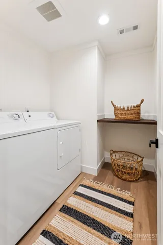 $1,395,000 | 14925 258th Avenue Southeast, Issaquah, WA 98027