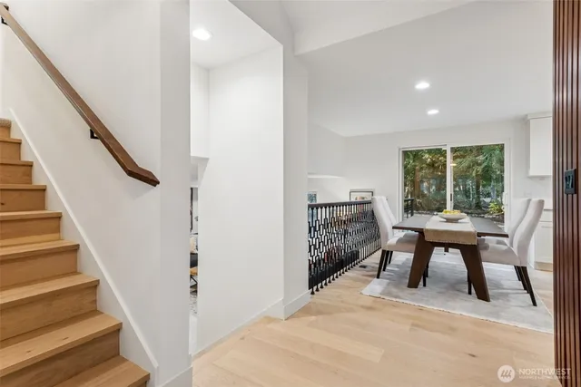 $1,395,000 | 14925 258th Avenue Southeast, Issaquah, WA 98027