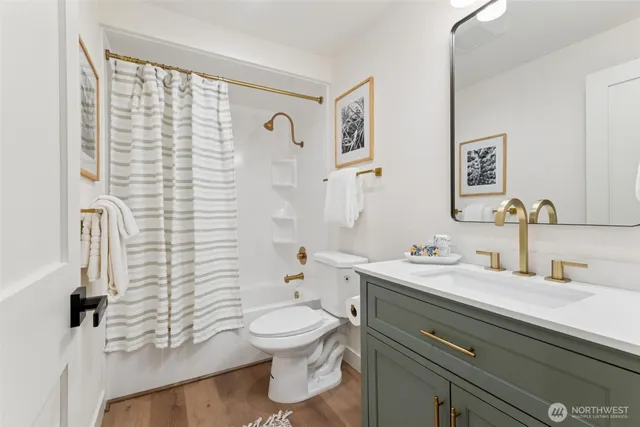 $1,395,000 | 14925 258th Avenue Southeast, Issaquah, WA 98027