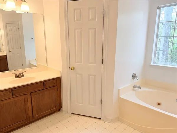 $2,450 | 3635 Andrea Lee Court, Snellville, GA 30039