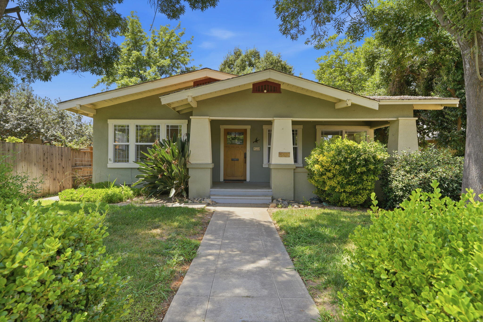 220 South D Street Exeter, CA 93221 - Photo 5 of 27