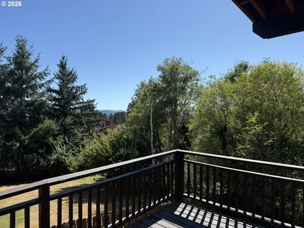 $699,000 | 2157 38th Court, Washougal, WA 98671