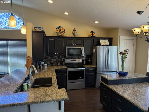 $699,000 | 2157 38th Court, Washougal, WA 98671