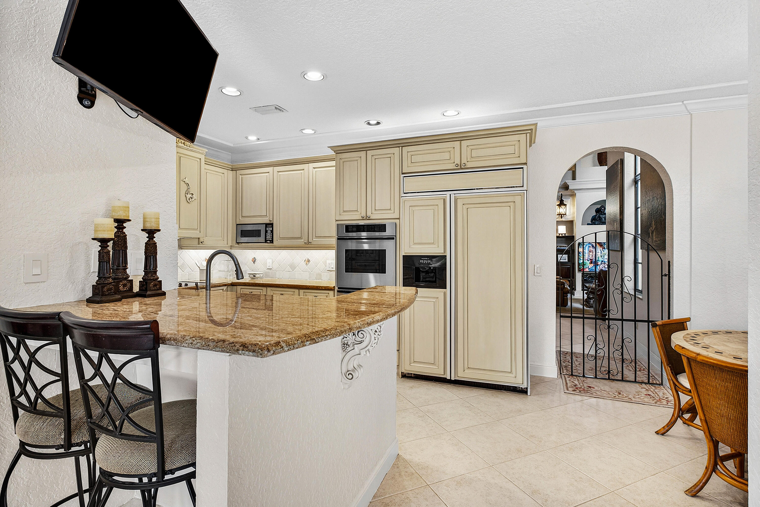 23408 Mirabella Circle South Boca Raton, FL 33433 - Photo 13 of 41 018-23408MirabellaCircleSouth-BocaRaton-