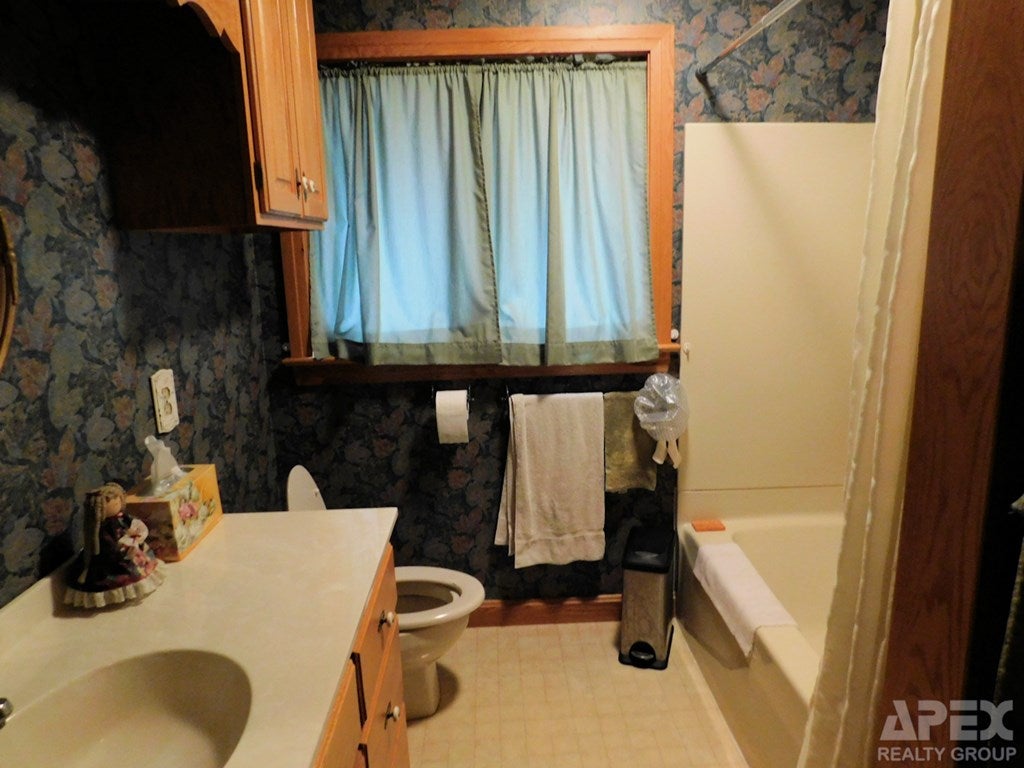 16283 Blacklog Valley Road Orbisonia, PA 17243 - Photo 21 of 39 Gallery Image 21