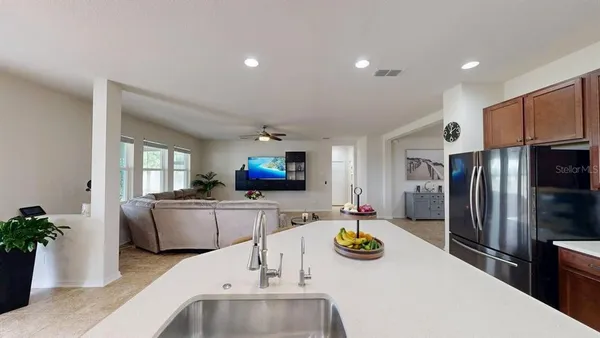 $525,000 | 914 Bay Bridge Circle, Apopka, FL 32703