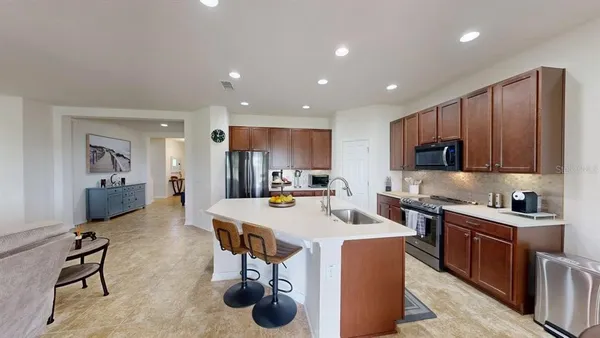 $525,000 | 914 Bay Bridge Circle, Apopka, FL 32703