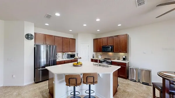 $525,000 | 914 Bay Bridge Circle, Apopka, FL 32703