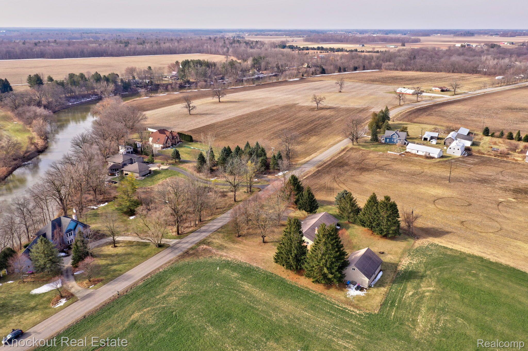 9150 Van Cleve Road Vassar, MI 48768 - Photo 3 of 41 Gallery Image 3