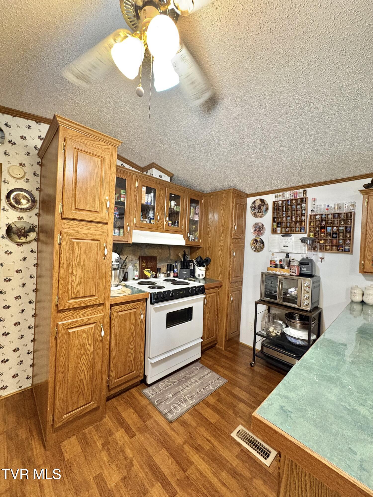 133 Mill Creek Road Elizabethton, TN 37643 - Photo 12 of 53 IMG_0188