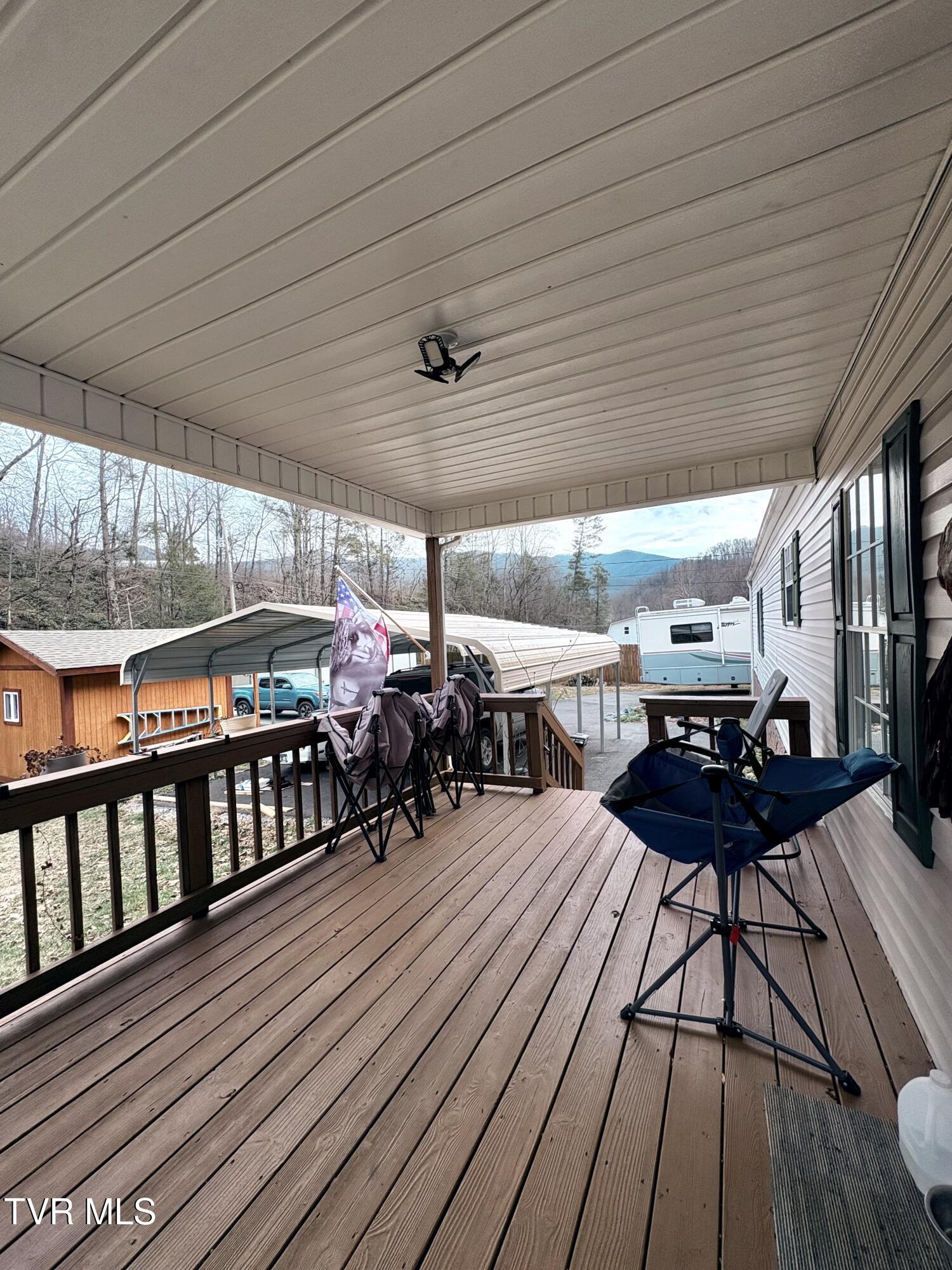 133 Mill Creek Road Elizabethton, TN 37643 - Photo 6 of 53 IMG_0207