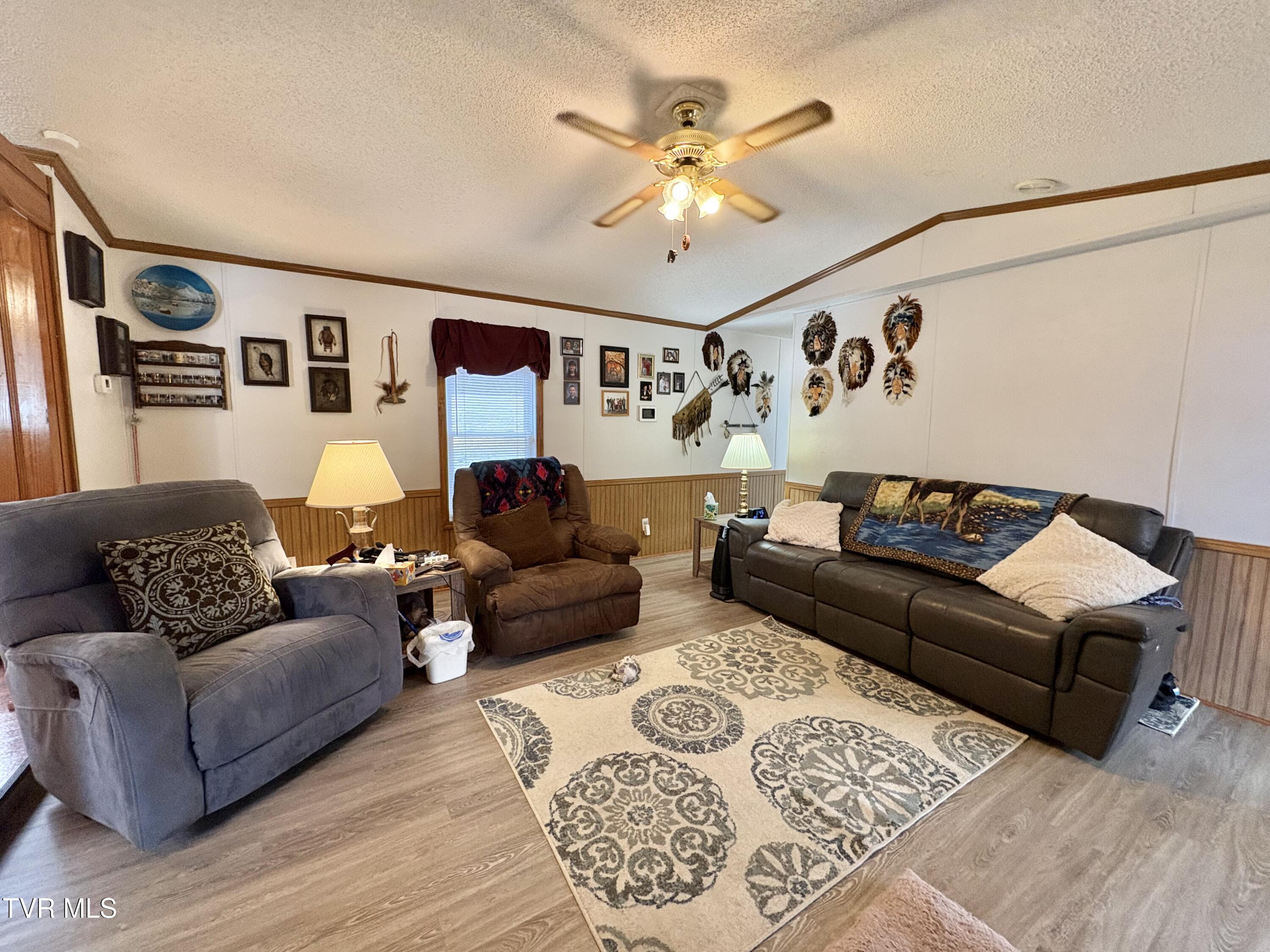 133 Mill Creek Road Elizabethton, TN 37643 - Photo 7 of 53 IMG_0202