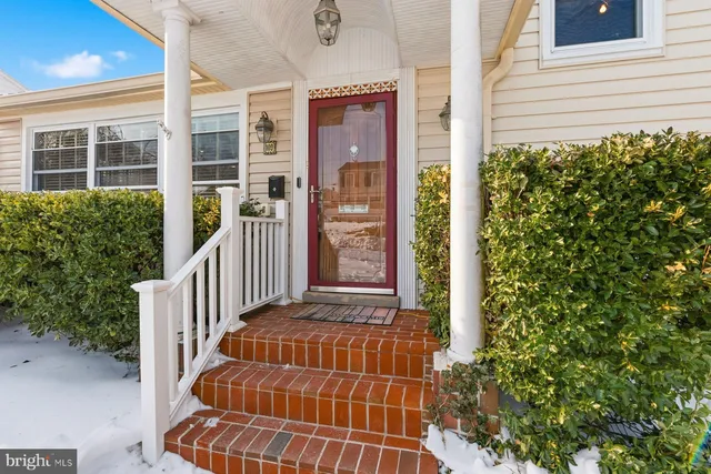 $545,000 | 109 Ridgefield Road, Lutherville-Timonium, MD 21093