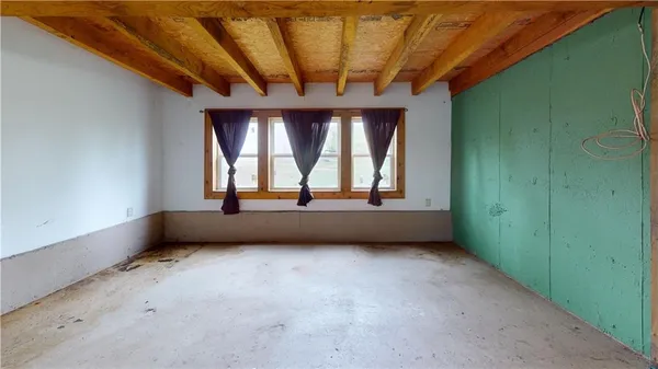 $1 | 12376 East Olive Branch Road, Nevada, MO 64772