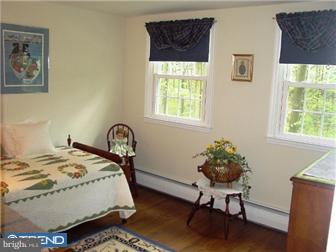 727 Mancill Road Wayne, PA 19087 - Photo 10 of 12 Bedroom