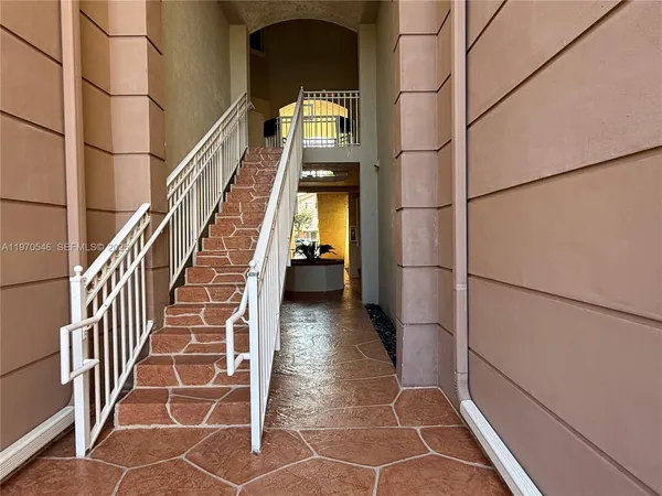 $2,850 | 8936 West Flagler Street, Unit 102, Miami, FL 33174