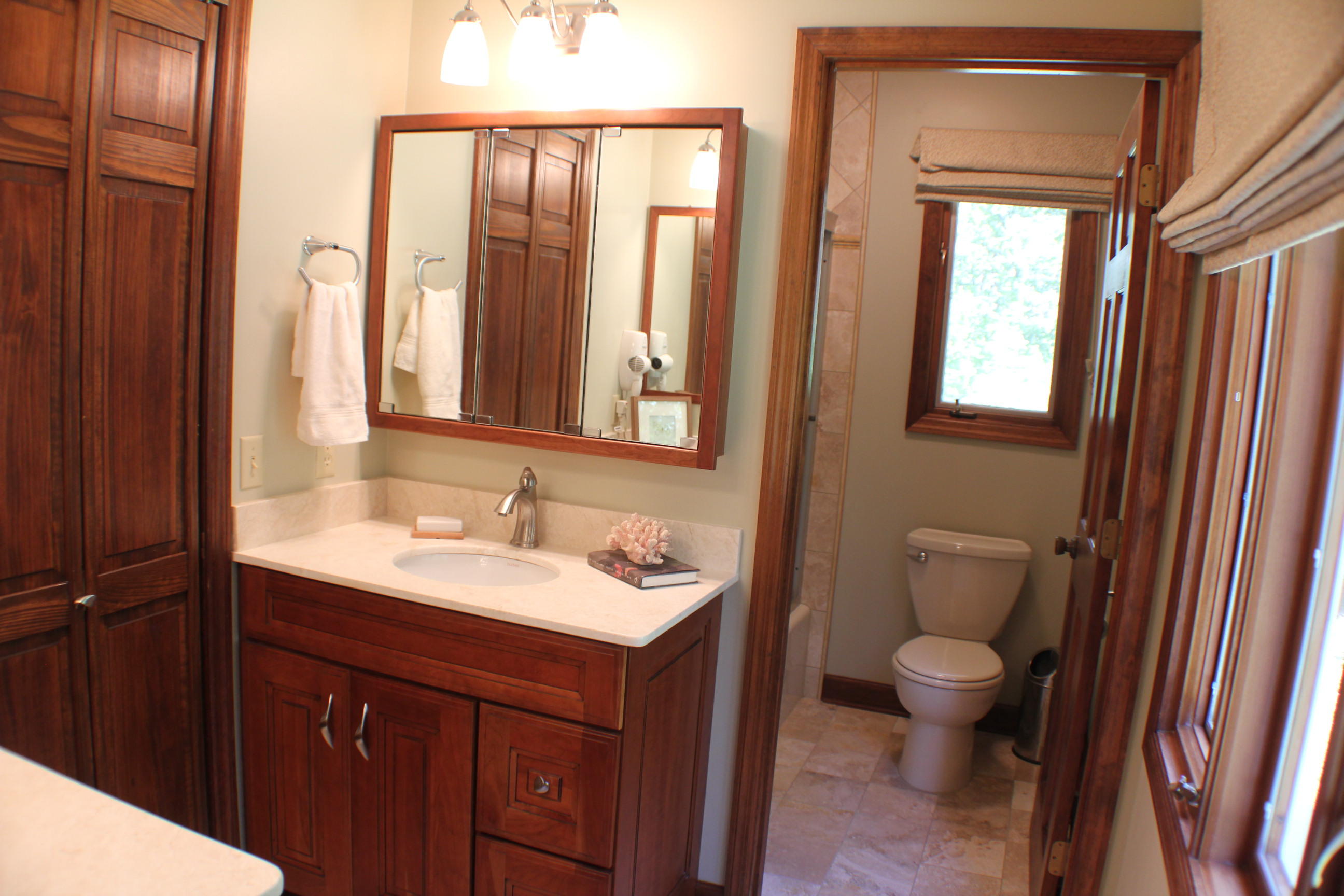 1315 Burgess Road Chattanooga, TN 37419 - Photo 22 of 38 Master Bath