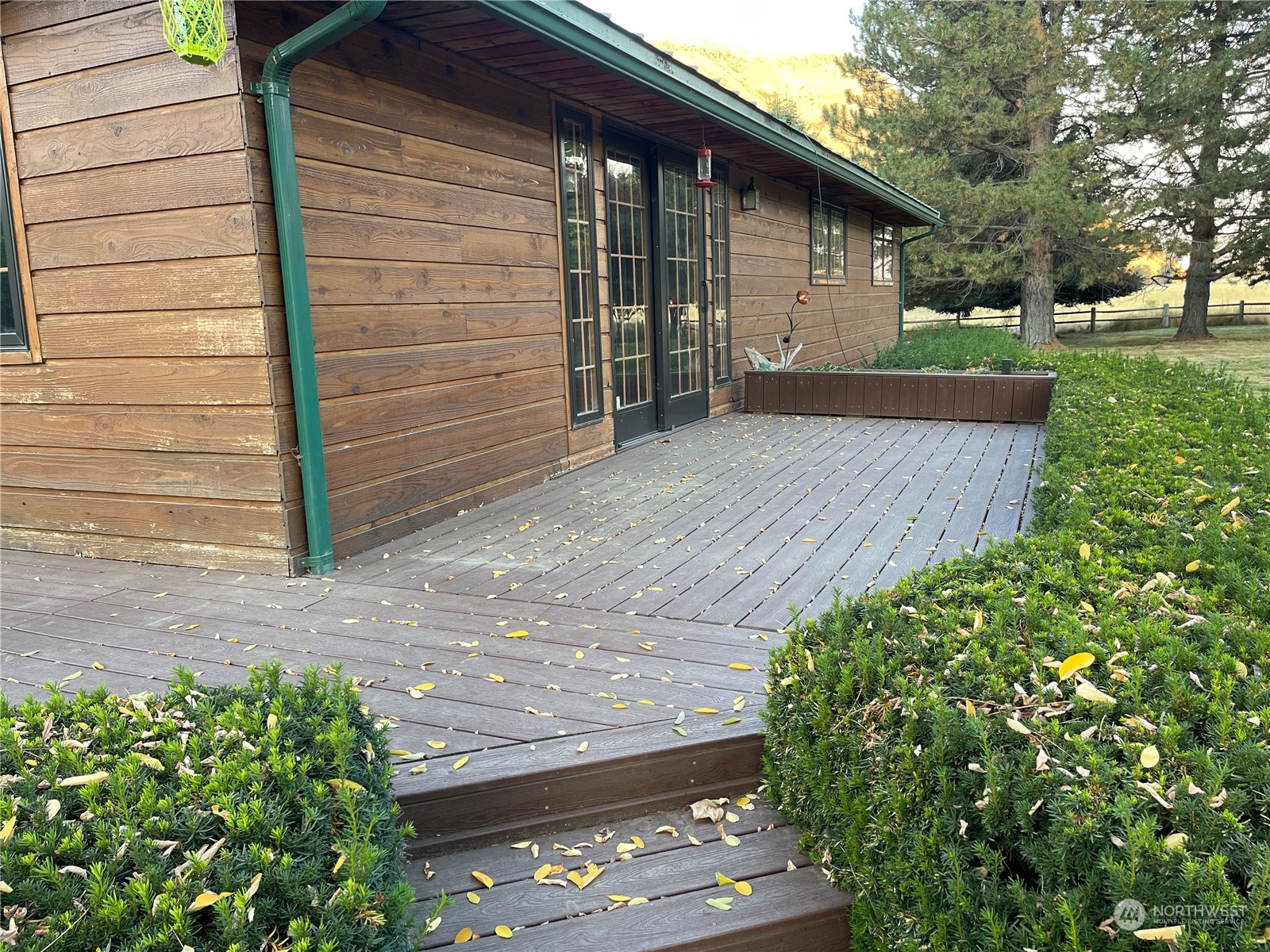 103 Wolf Fork Road Dayton, WA 99328 - Photo 17 of 40 a front view of a house with garden