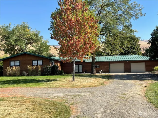 $775,000 | 103 Wolf Fork Road, Dayton, WA 99328