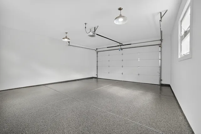 $3,800 | 3019 North Kenneth Avenue, Chicago, IL 60641