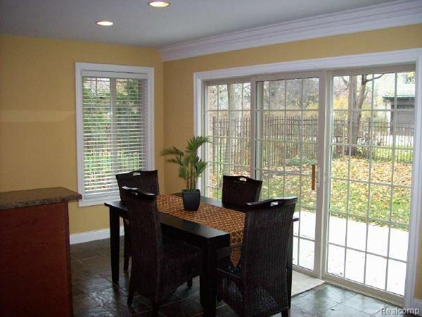 1172 Bedford Road Grosse Pointe, MI 48230 - Photo 10 of 21 Breakfast nook