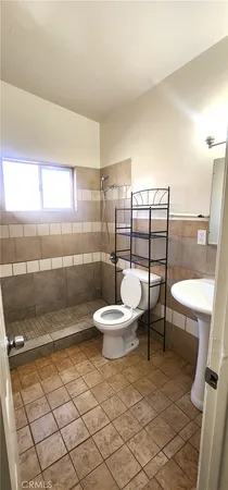 $1,500 | 6963 Tamarisk Avenue, Yucca Valley, CA 92284