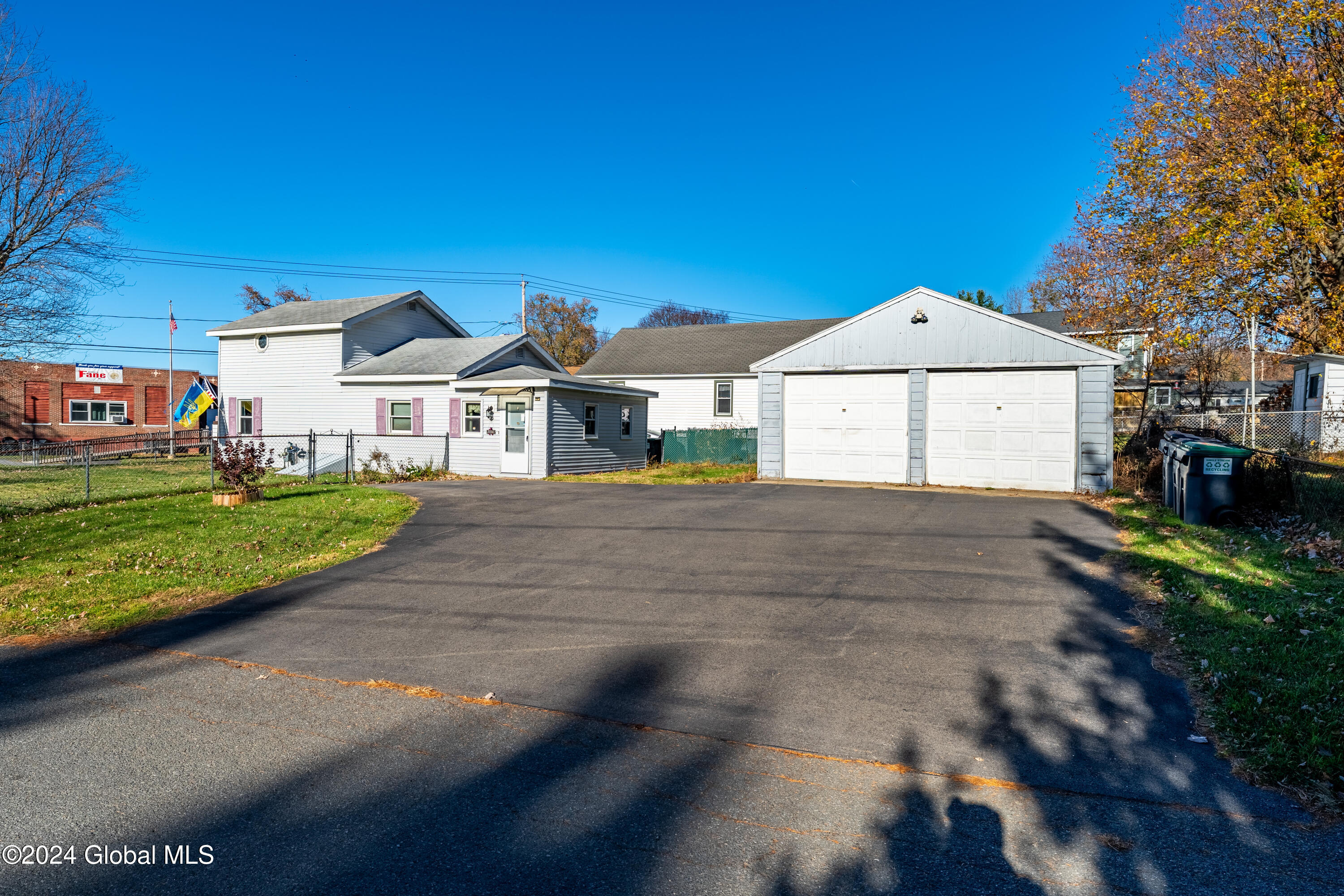 1184 River Road Troy, NY 12182 - Photo 5 of 21 DSC05872-HDR