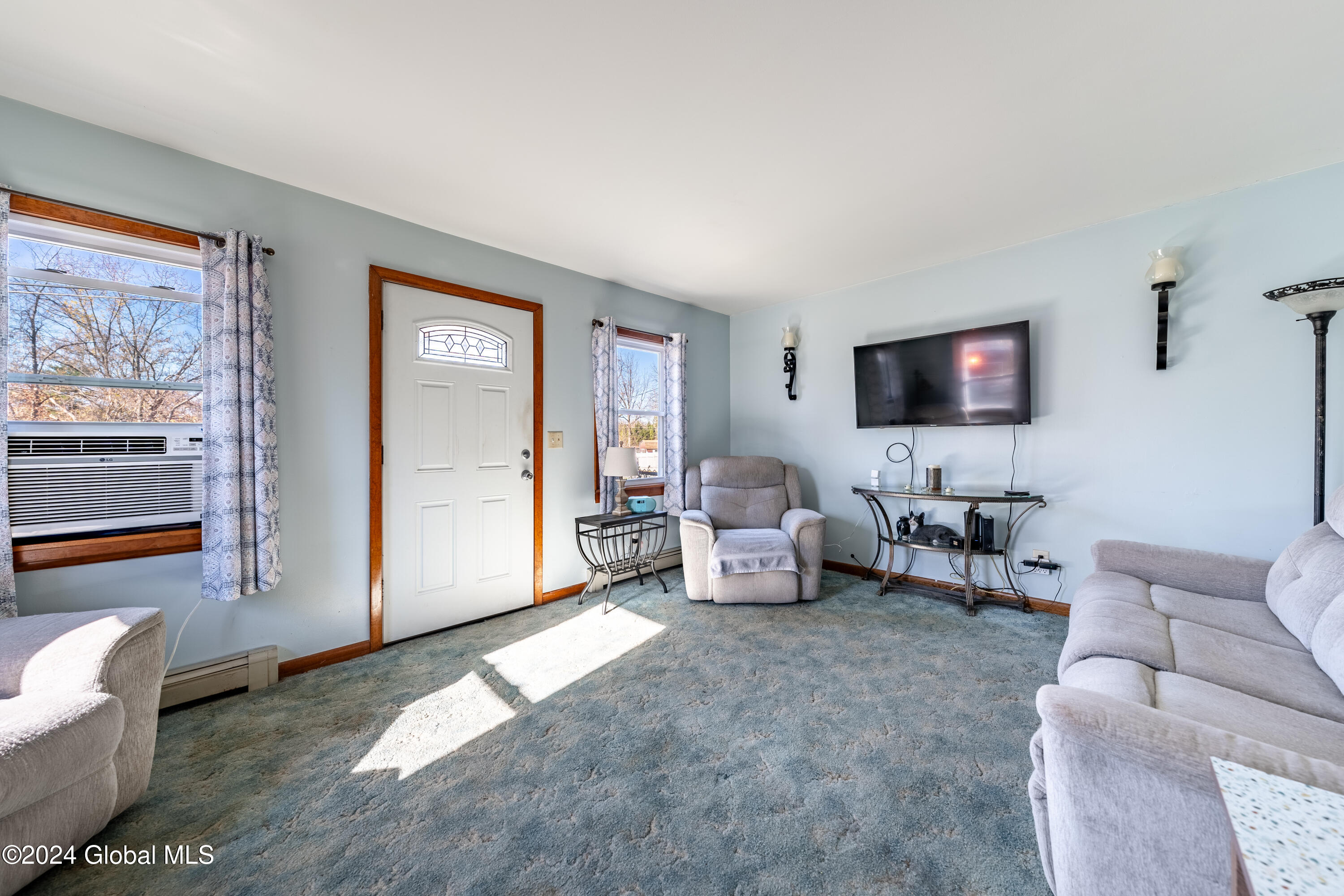 1184 River Road Troy, NY 12182 - Photo 10 of 21 DSC05852-HDR