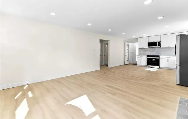 $2,500 | 21 Joy Street, Unit 1, Providence, RI 02908