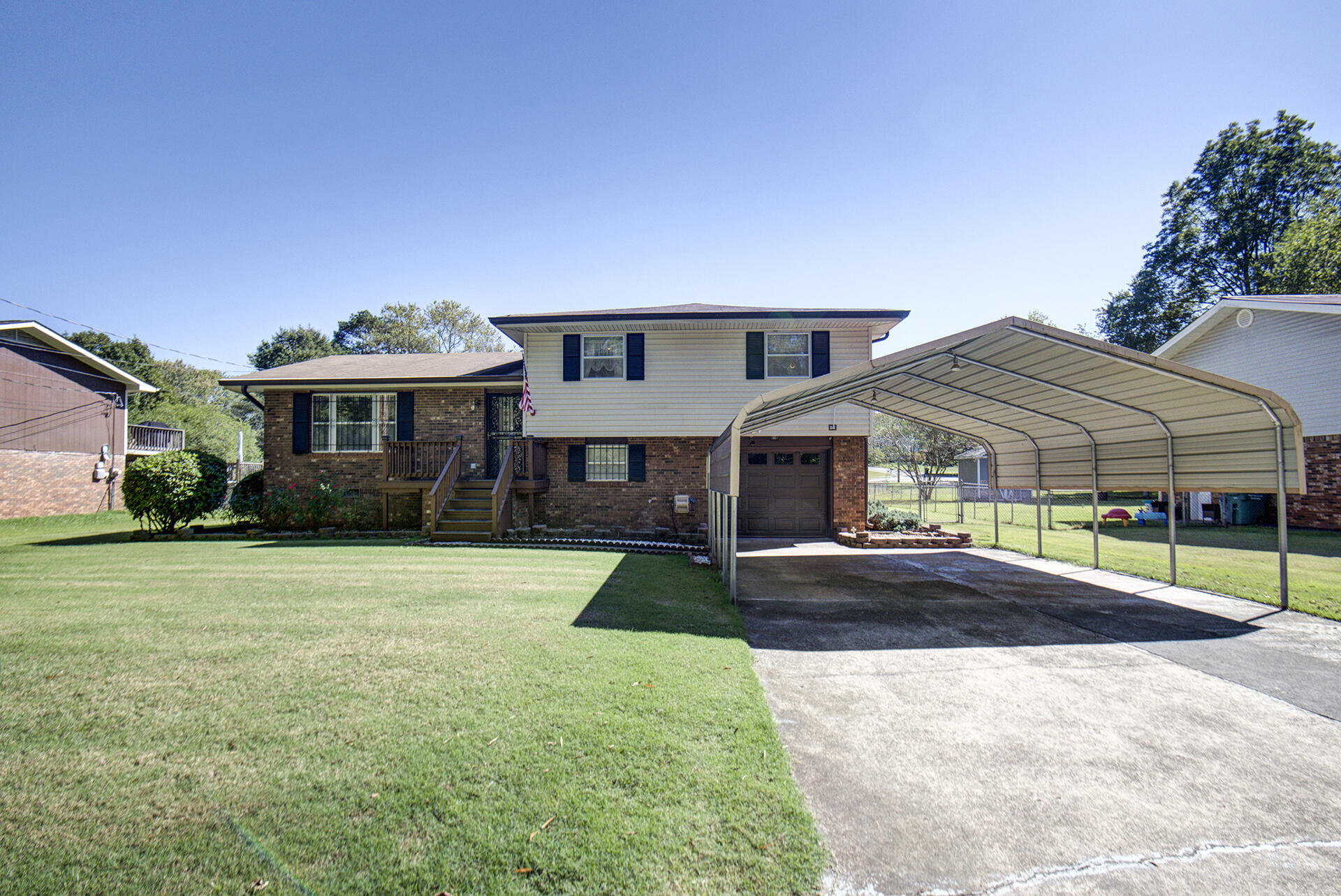1728 Crabtree Road Hixson, TN 37343 - Photo 1 of 33 _KHP8805_6_7_8_9