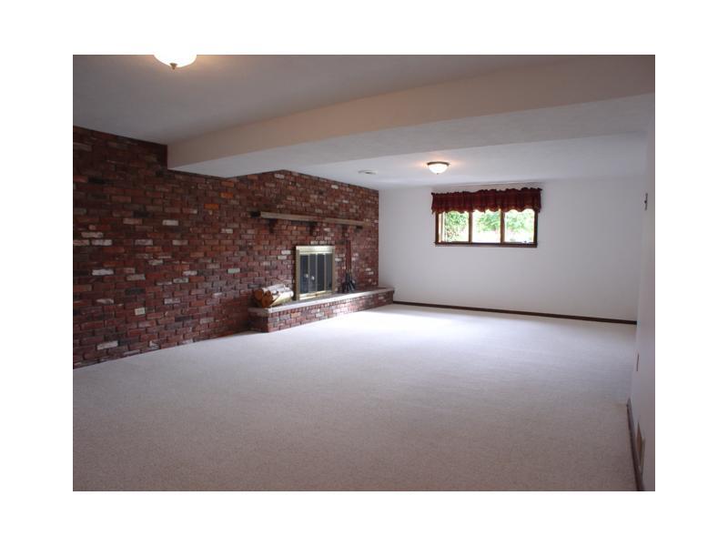 460 New Salem Road Uniontown, PA 15401 - Photo 12 of 16 Family Room.