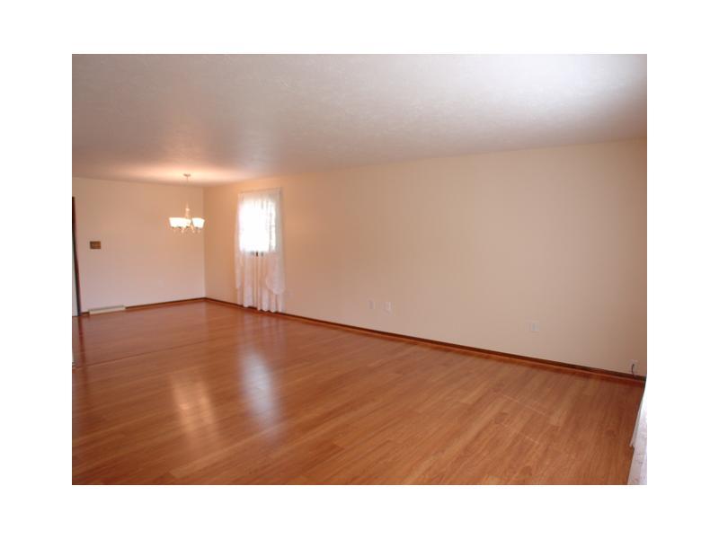 460 New Salem Road Uniontown, PA 15401 - Photo 4 of 16 Living Room.