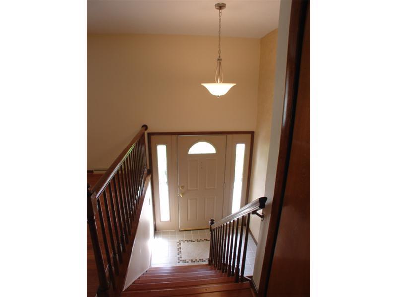 460 New Salem Road Uniontown, PA 15401 - Photo 5 of 16 Entry/Foyer.
