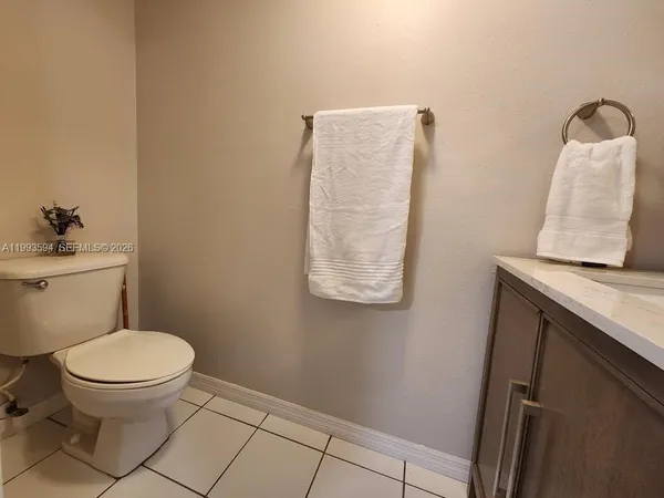 $2,650 | 8360 Northwest 103rd Street, Unit 204E, Hialeah Gardens, FL 33016