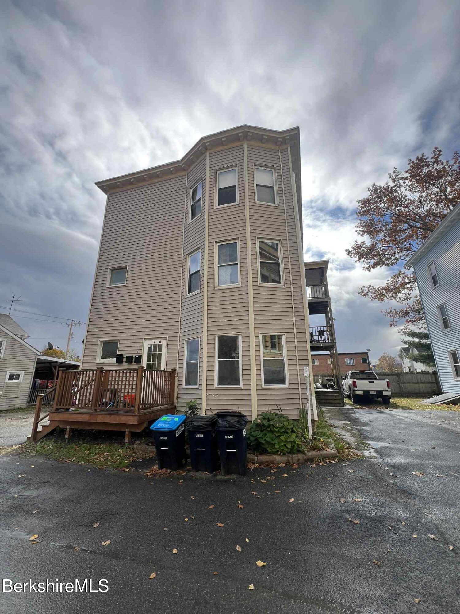 1 Rostone Place Pittsfield, MA 01201 - Photo 1 of 22 cfe7f24a-f8ee-4e4a-8a52-bd34c2d11bed