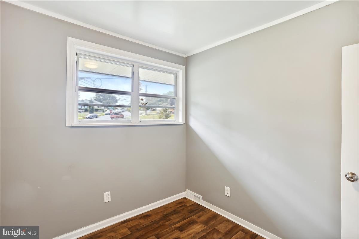7776 Muncy Road Landover, MD 20785 - Photo 16 of 26 Bedroom 3